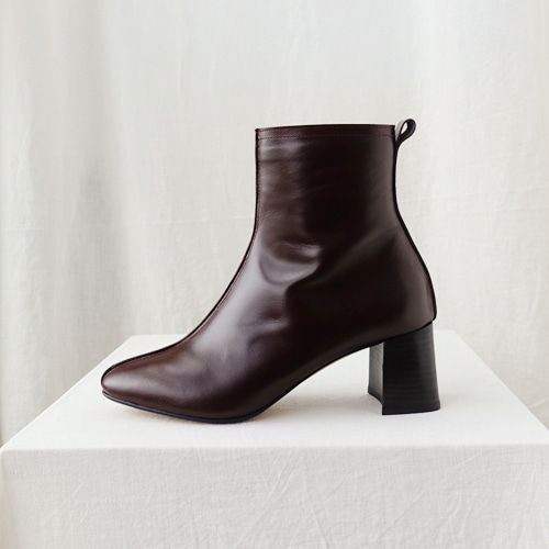 skinny ankle boots Brown