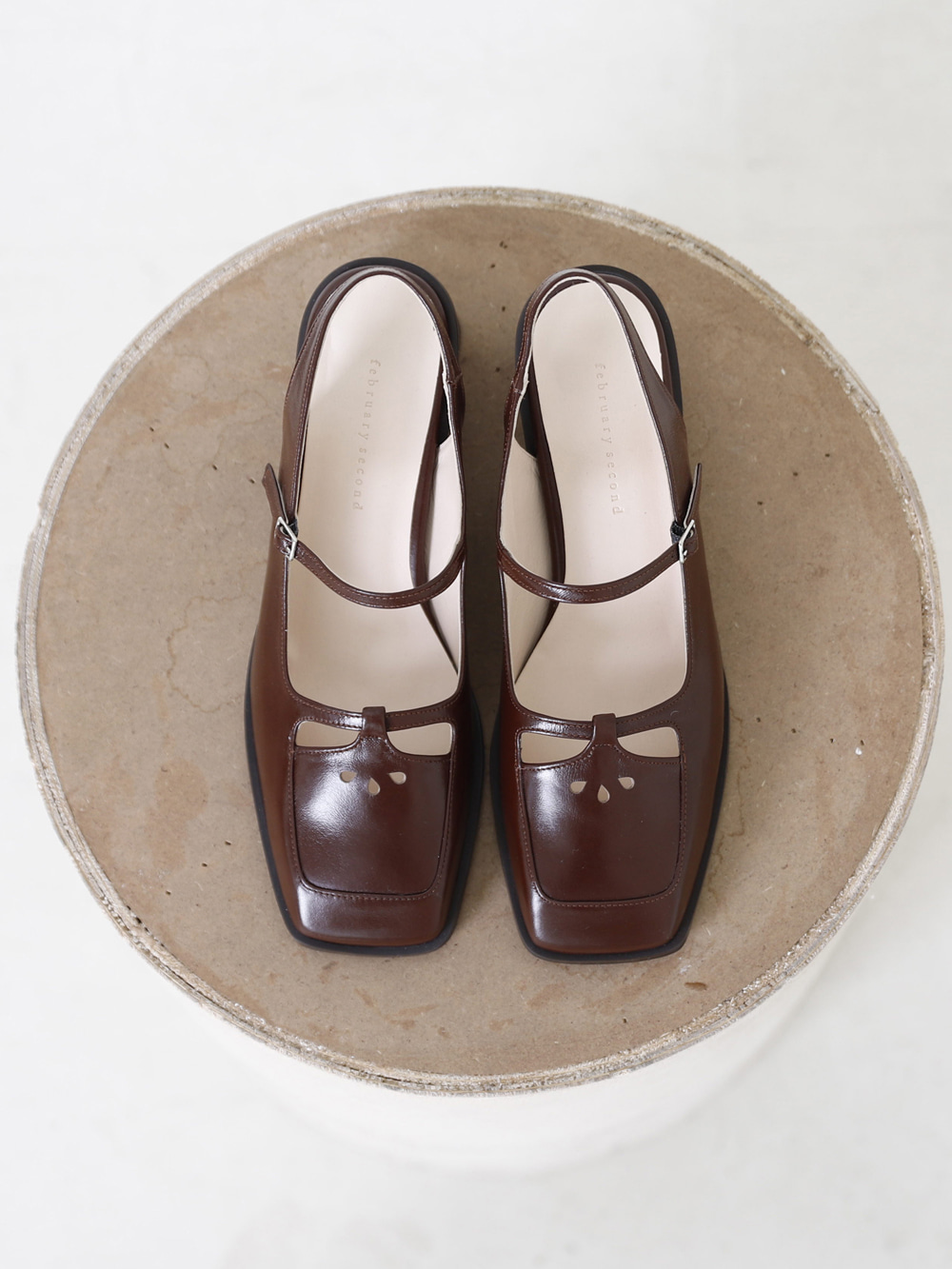 Square mary janes   Brown